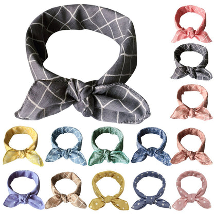 New Plaid Dots Style Winter Pet Bandanas Cotton Washable Dog Bandanas Scarf Bowties Collar Pet Square Bib For Puppies Kittens